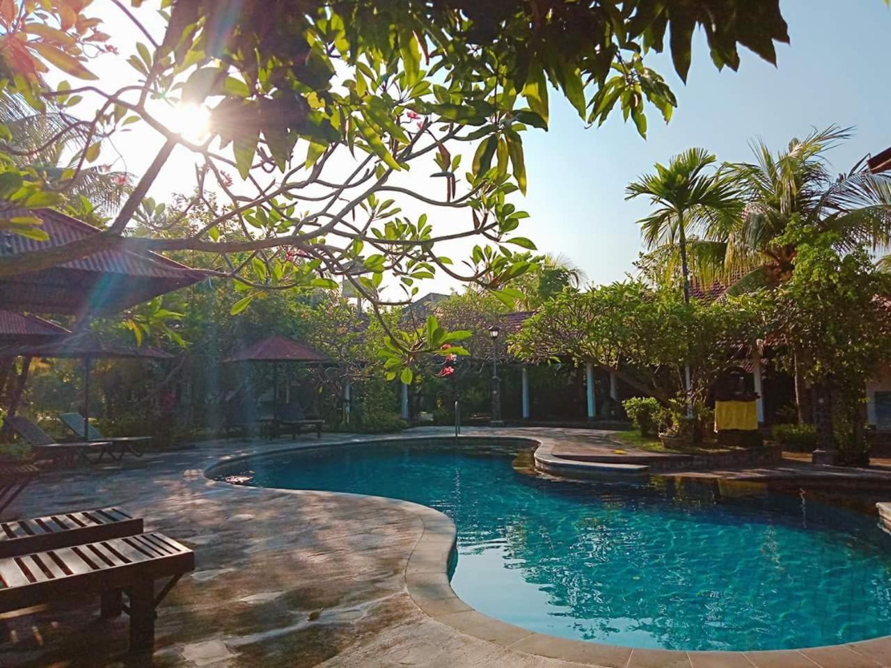 Hotel Rini Lovina (Bali)